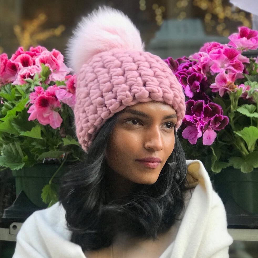 dusty rose beanie pomster + baby pink xl pom – Mischa Lampert
