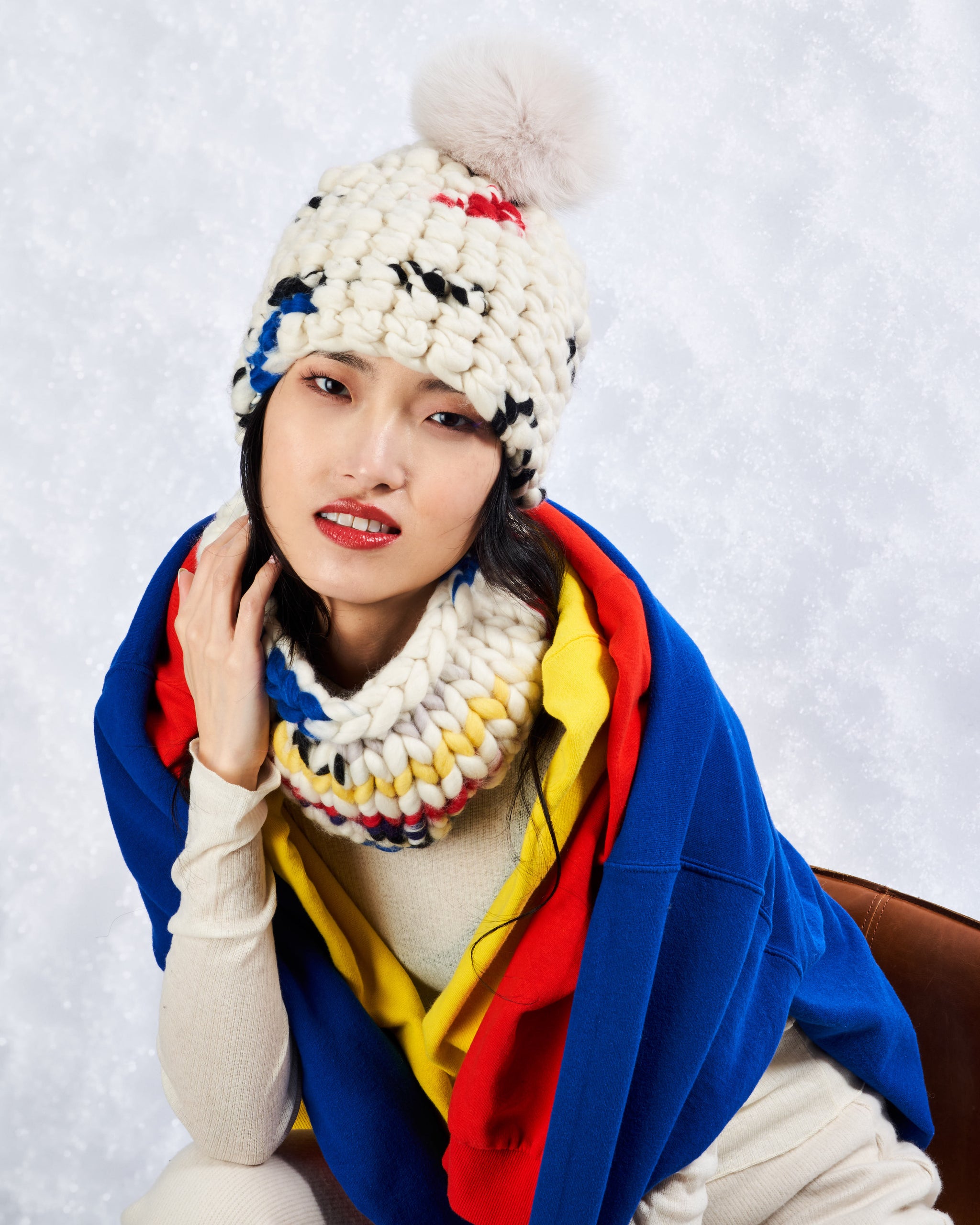 mondrian beanie pomster + nude xl pom – Mischa Lampert