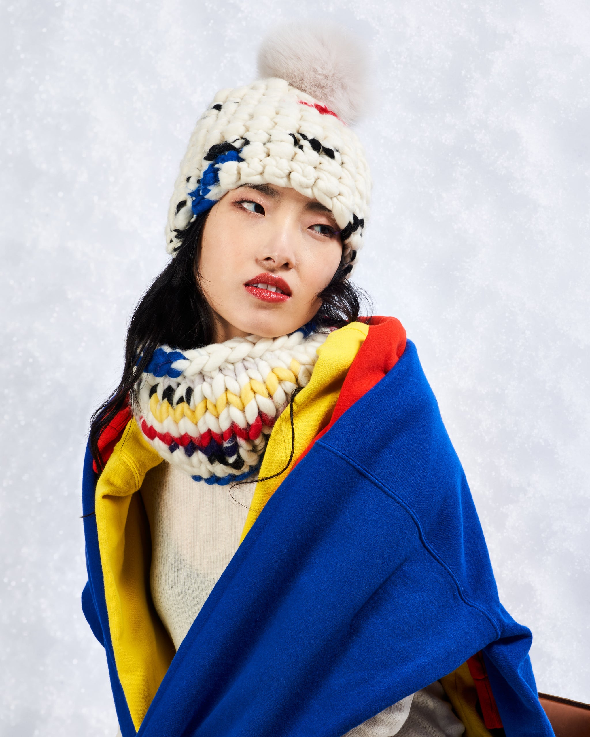 mondrian beanie pomster + nude xl pom – Mischa Lampert