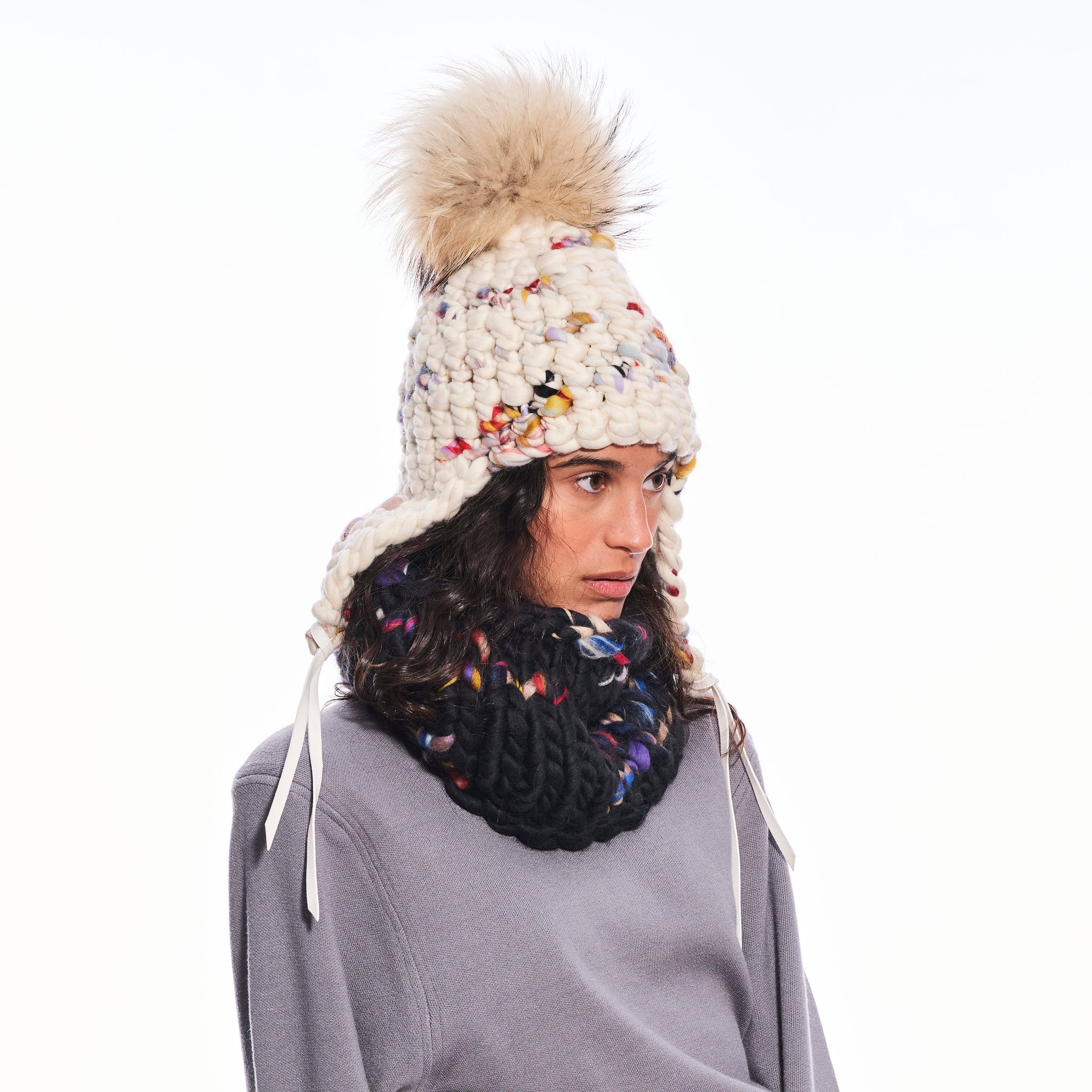 winter whites – Mischa Lampert display picture 1